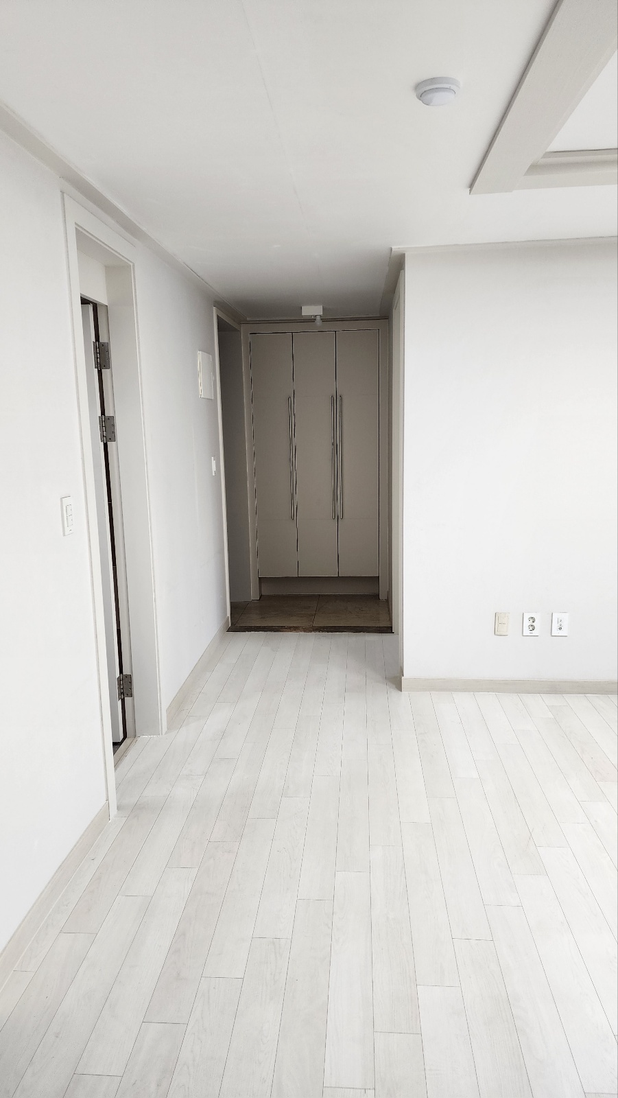 2944258182_Tjzhboe7_a7d887fe5967f50dad3e58b02823b35f56797204.jpg 이미지크게보기