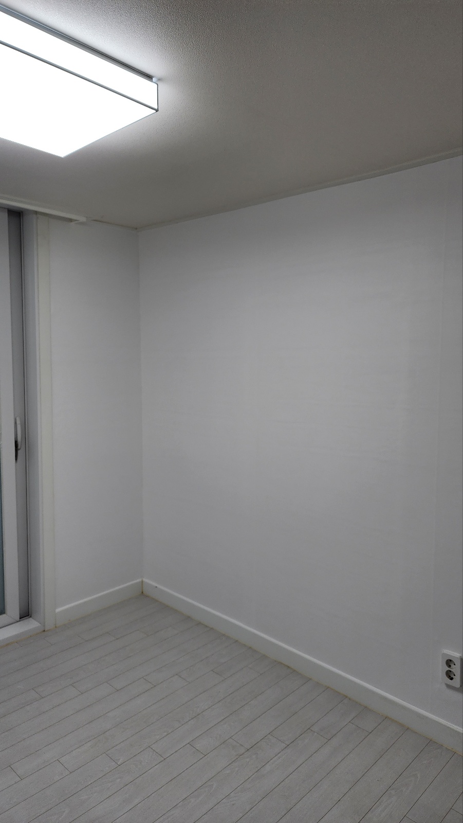 2944258182_hfMy7BFN_66de01292682148985966950fecb97726c35649b.jpg 이미지크게보기